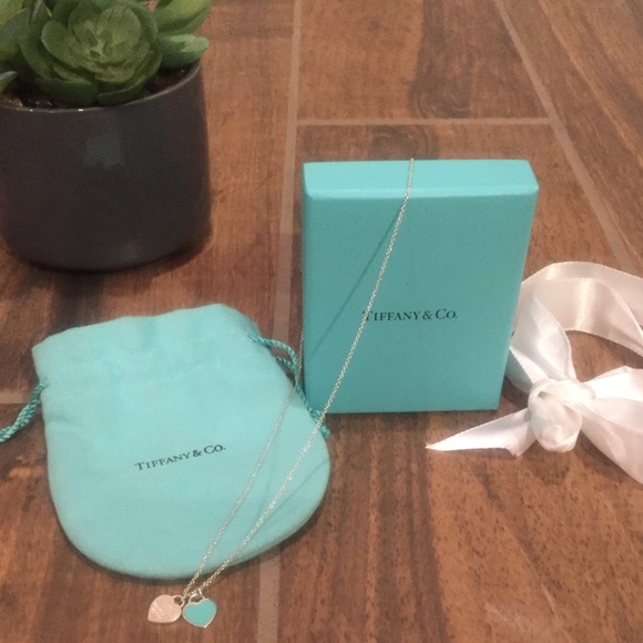 Tiffany & Co. Jewelry - TIFFANY & Co double heart necklace